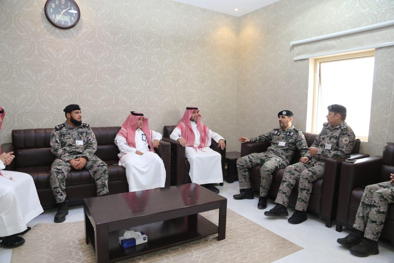 مدير فرع القصيم يلتقي مدير السجون بالمنطقة